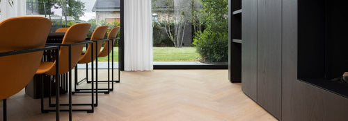 Puuvalmiin työtason öljyäminen