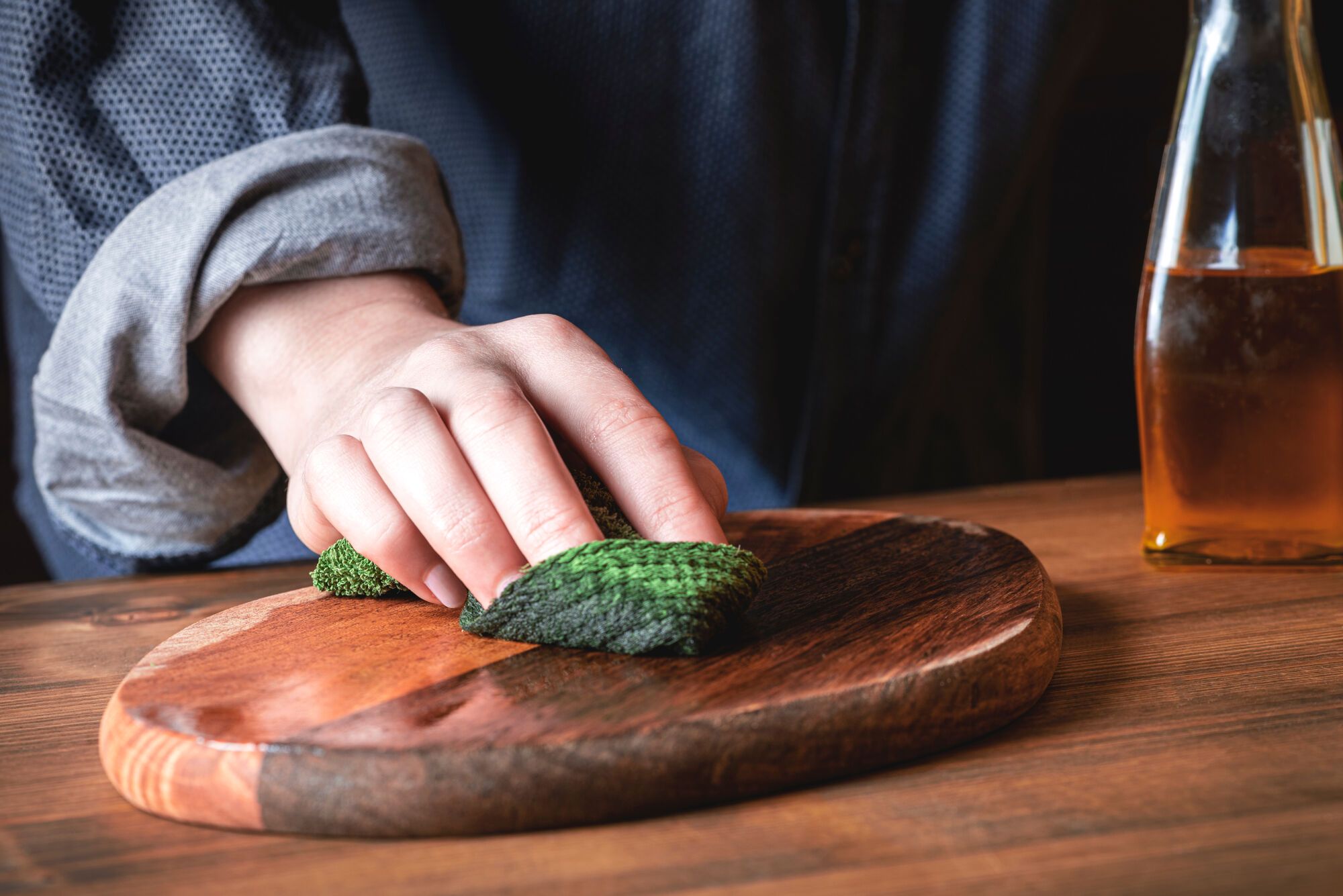 Kuusen puukannen käsittely